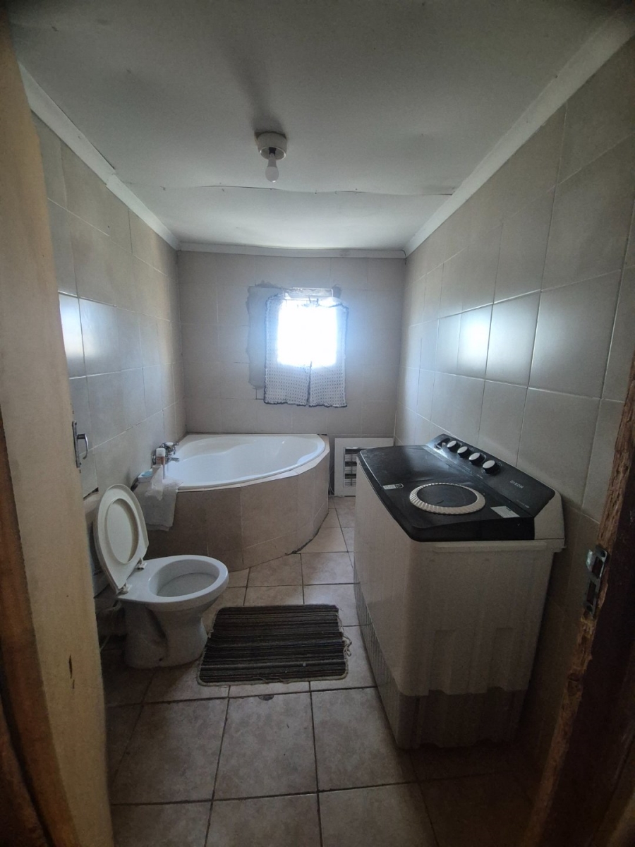2 Bedroom Property for Sale in Soweto On Sea Eastern Cape